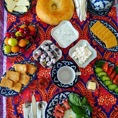Hostel Bukhara Gold Tasjkent Eksteriør billede