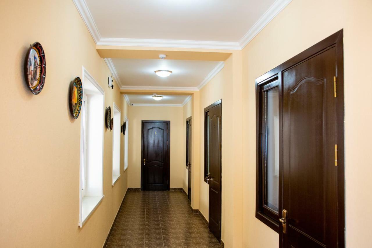Hostel Bukhara Gold Tasjkent Eksteriør billede