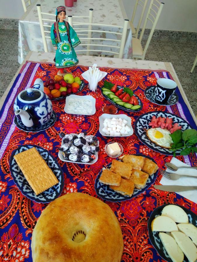 Hostel Bukhara Gold Tasjkent Eksteriør billede