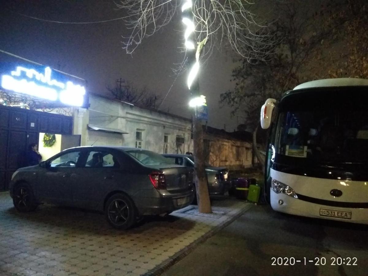 Hostel Bukhara Gold Tasjkent Eksteriør billede